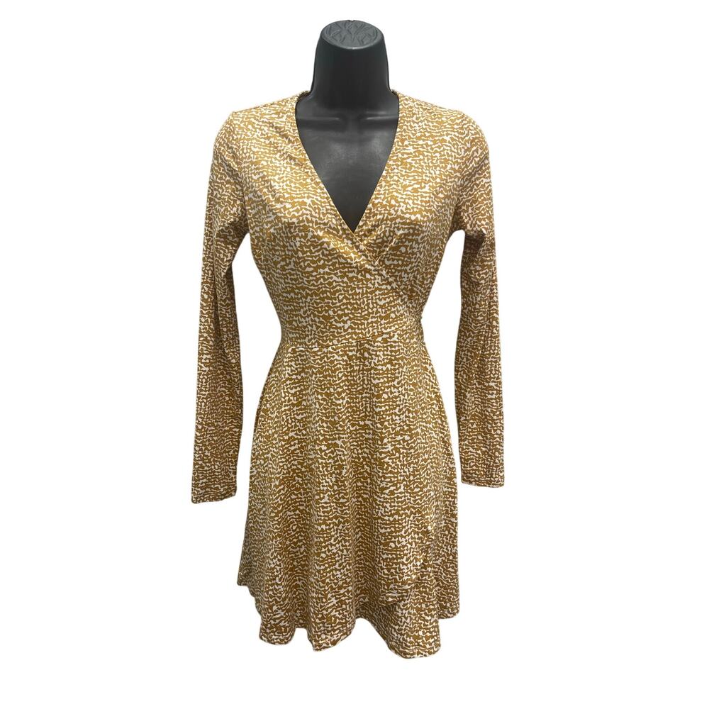 Forever 21‎ wrap dress mini mustard cream Small